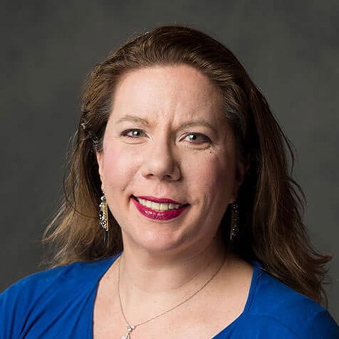 Annie McWhinnie Photo